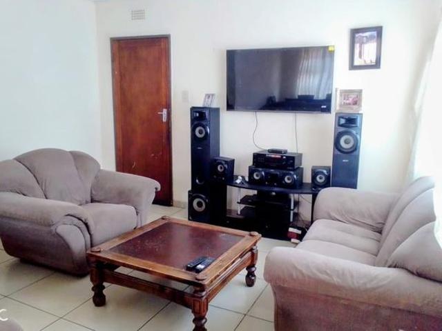 House for sale in UMhlathuze Municipality, Kwazulu-natal