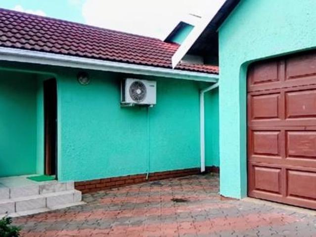 House for sale in UMhlathuze Municipality, Kwazulu-natal