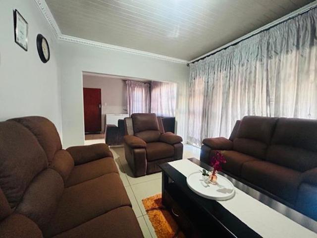 House for sale in UMhlathuze Municipality, Kwazulu-natal