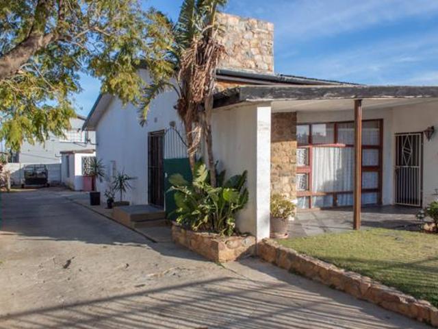 House for sale in Durbanville, Western Cape