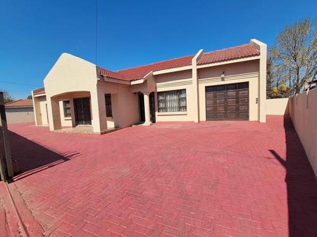 House for sale in Gert Sibande, Mpumalanga