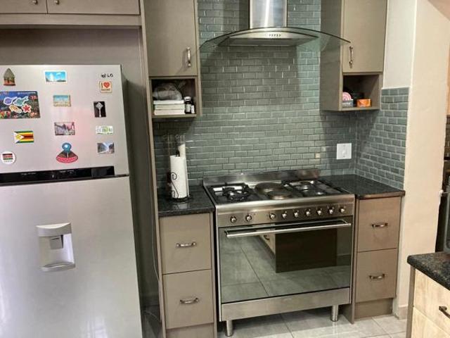 House for rent in Waterkloof, Gauteng