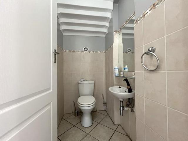 House for rent in Waterkloof, Gauteng
