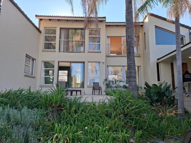 House for rent in Waterkloof, Gauteng