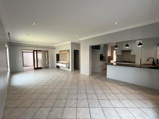 House for rent in Waterkloof, Gauteng