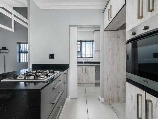 House for sale in Port Elizabeth, Eastern Cape