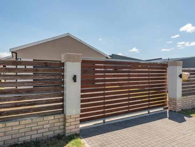 House for sale in Port Elizabeth, Eastern Cape