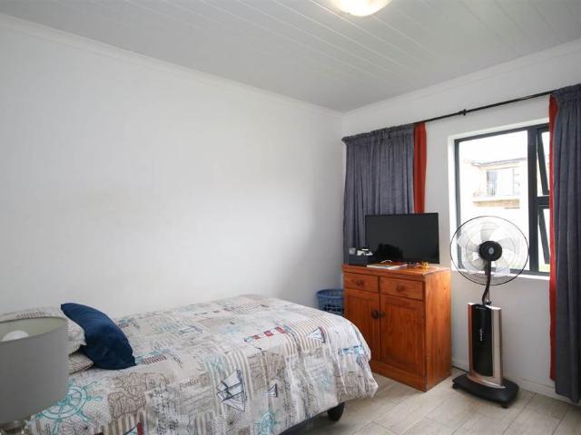 House for sale in Cape Town, Western Cape