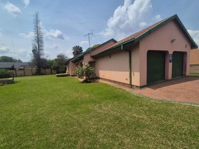 House for sale in Vereeniging, Emfuleni Local Municipality
