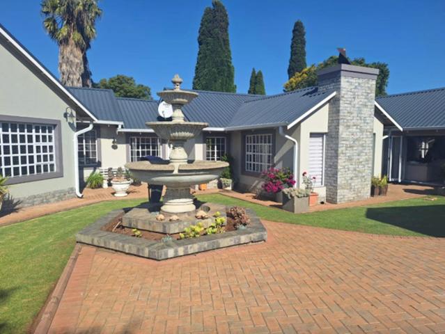 House for rent in Farrarmere, Ekurhuleni