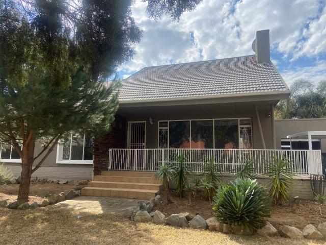 House for sale in Benoni, Farrarmere