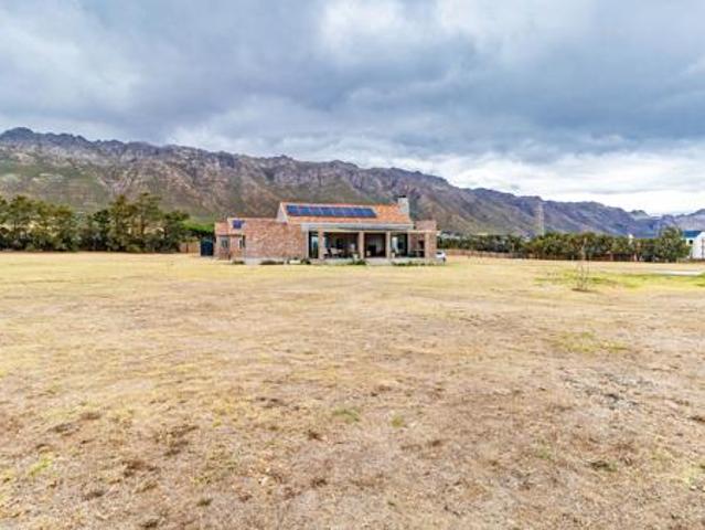 House for sale in Cape Town, Western Cape