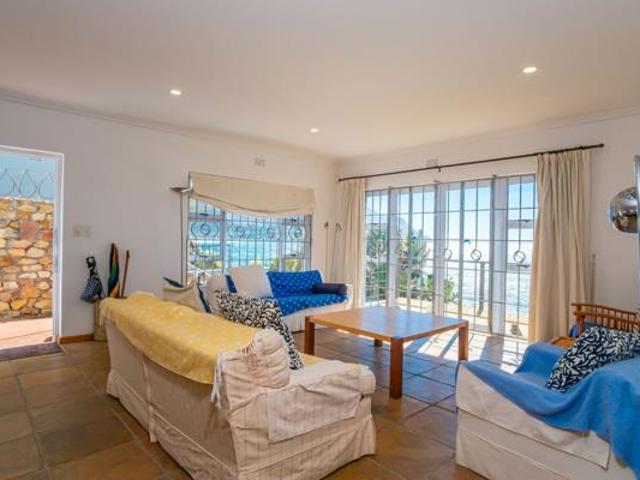 House for sale in Cape Town, Western Cape