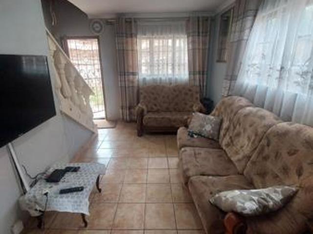 House for sale in Tongaat Beach, Kwazulu-natal