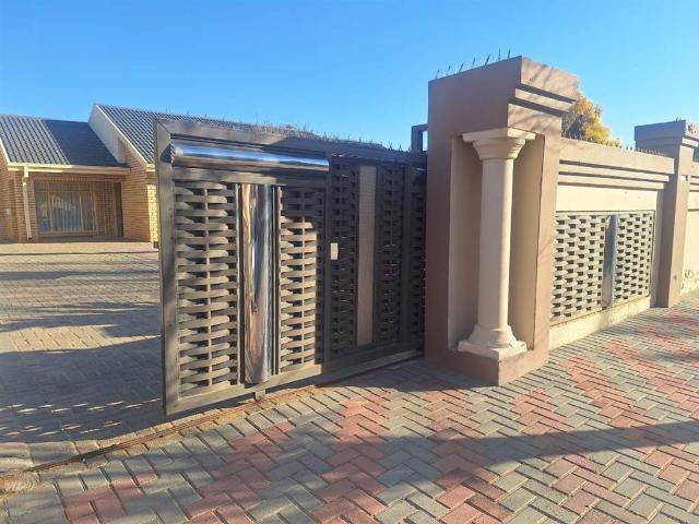 House for sale in Lejweleputswa, Free State