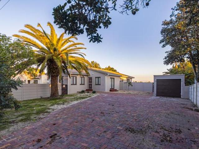 House for sale in Cape Town, Western Cape