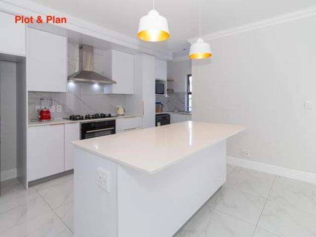 House for sale in Table View, Cape Town