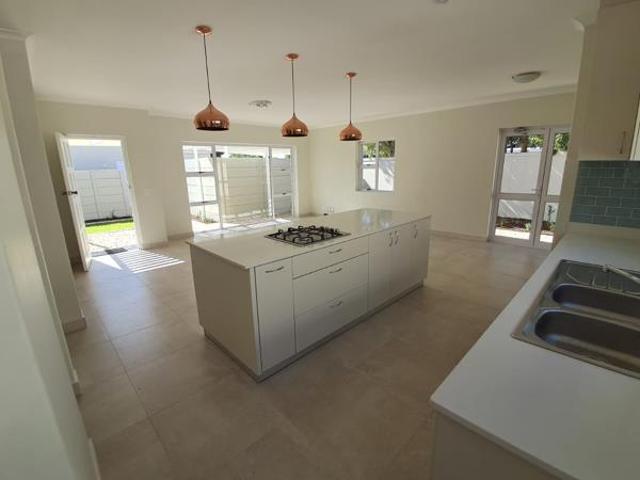 House for rent in Table View, Cape Town