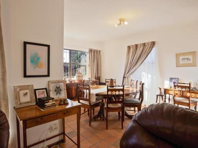 House for sale in Cape Town, Western Cape