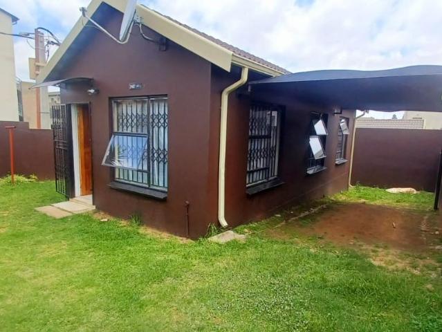 House for sale in Nooitgedacht, Gauteng