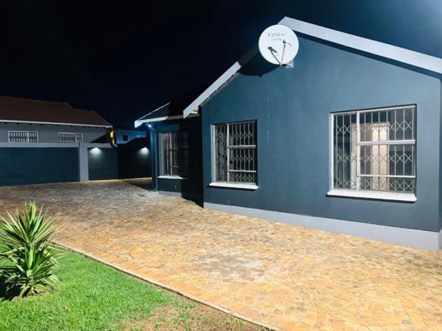 House for rent in West Rand Garden estates, Westonaria Local Municipality