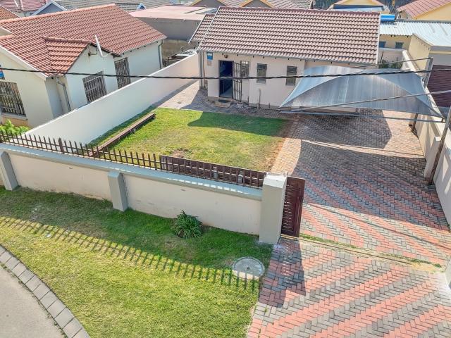 House for sale in Nooitgedacht, Gauteng