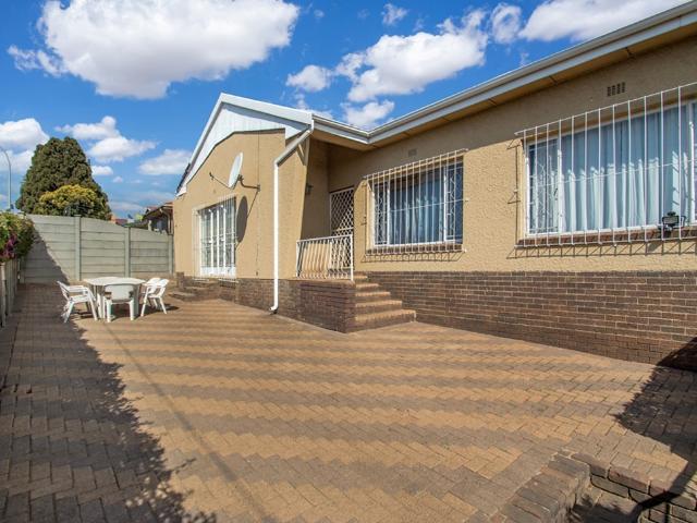 House for sale in Nooitgedacht, Gauteng