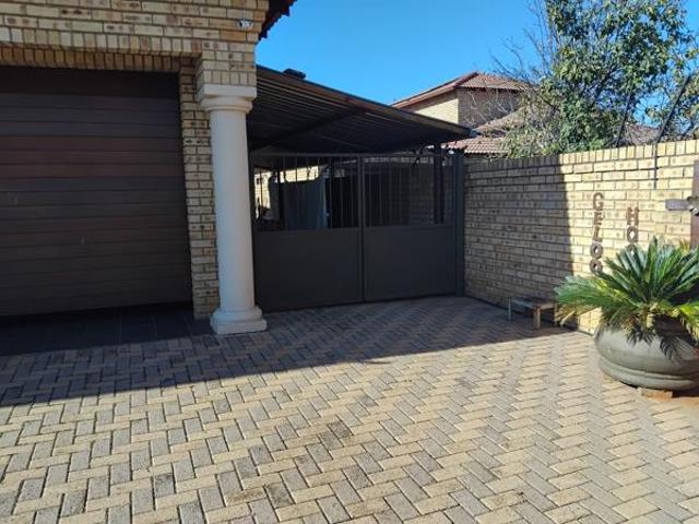 House for sale in Westonaria, Gauteng