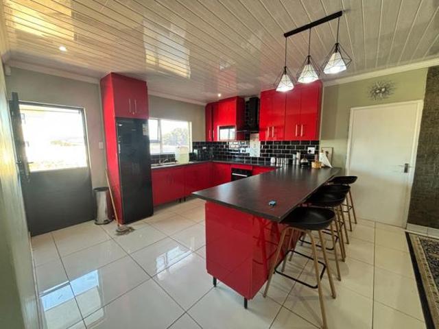 House for rent in Bushmans River Mouth, Eastern Cape