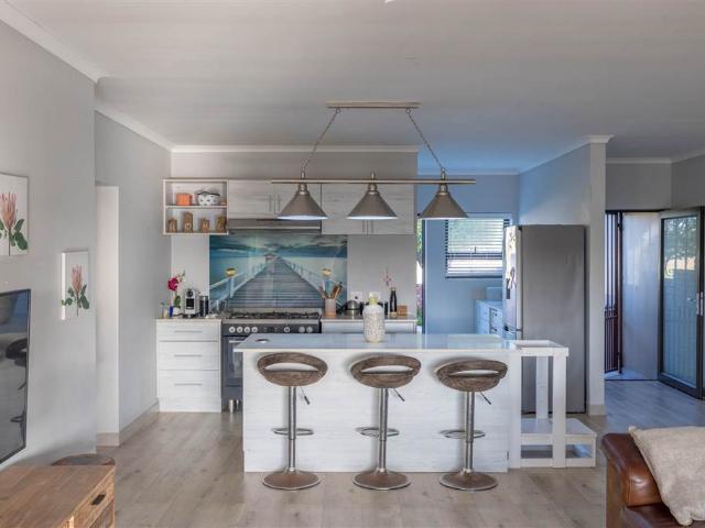 House for sale in Bushmans River Mouth, Eastern Cape