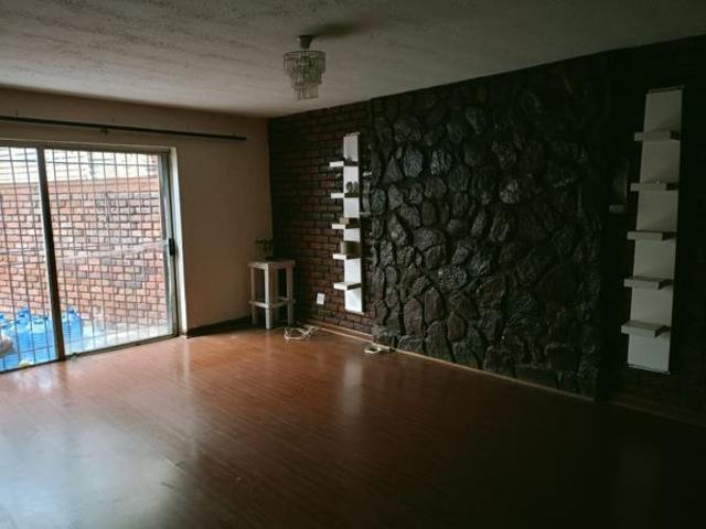 House for rent in Vosloorus, Gauteng