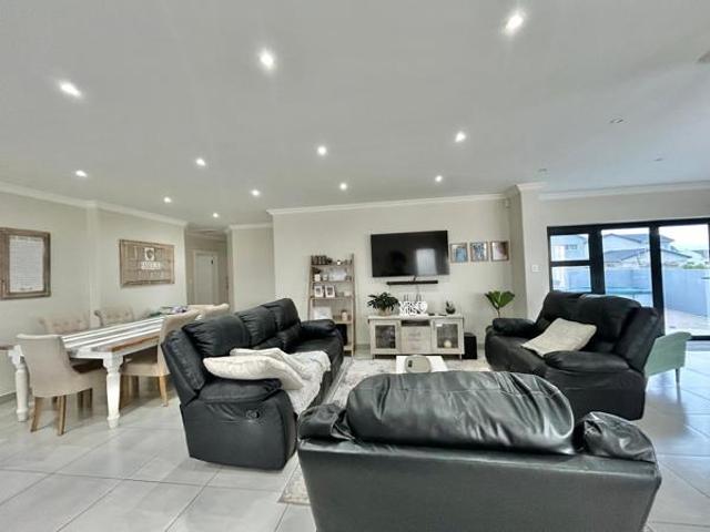 House for sale in Cape St Francis, Eastern Cape