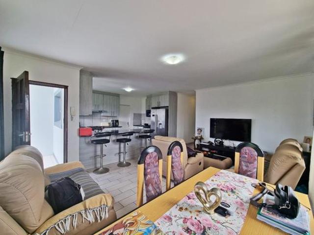 House for sale in Jeffreys Bay, Kouga Local Municipality