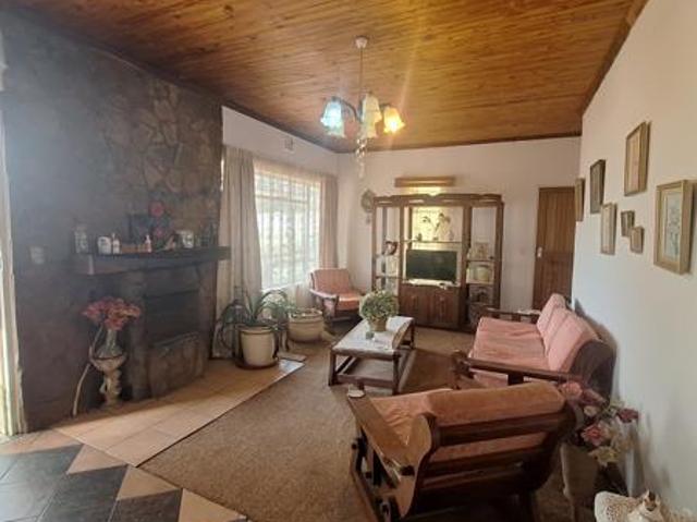 House for sale in Frankfort, Free State