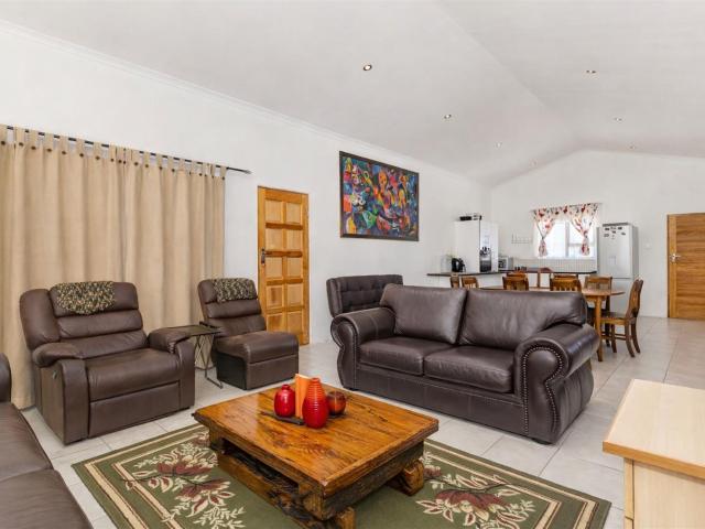 House for sale in Baardskeerdersbos, Western Cape