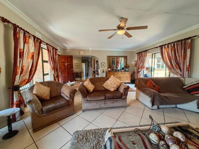 House for sale in Ugu District Municipality, Kwazulu-natal