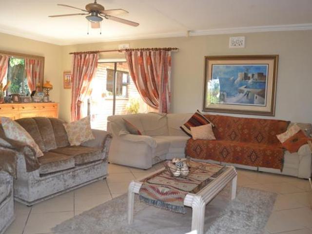 House for sale in Scottburgh, uMdoni Local Municipality