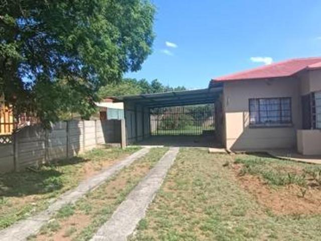 House for sale in Klerksdorp, Matlosana Local Municipality