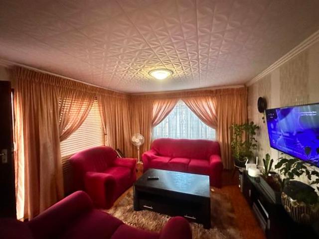 House for rent in Waterkloof, Gauteng