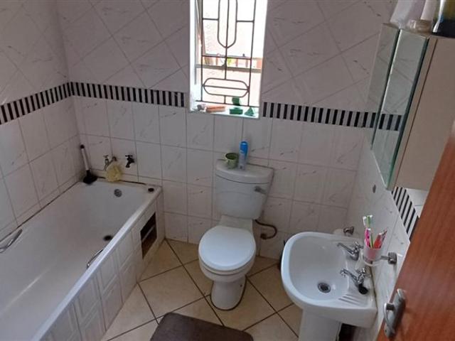 House for sale in Waterkloof, Gauteng
