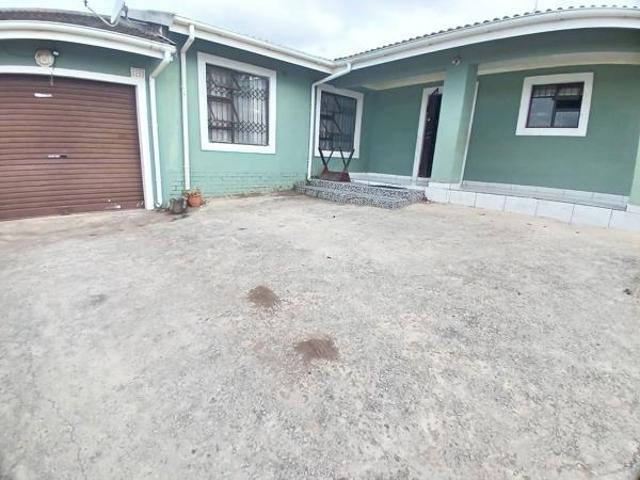 House for sale in Ugu District Municipality, Kwazulu-natal
