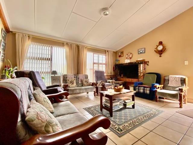 House for sale in Rietpoel, Theewaterskloof Local Municipality