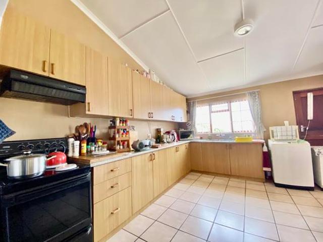House for sale in Rietpoel, Theewaterskloof Local Municipality