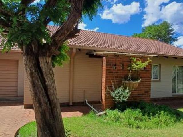 House for sale in Bloemfontein, Mangaung Metropolitan Municipality