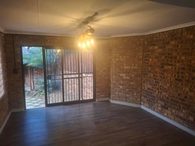 House for rent in Waterkloof, Gauteng
