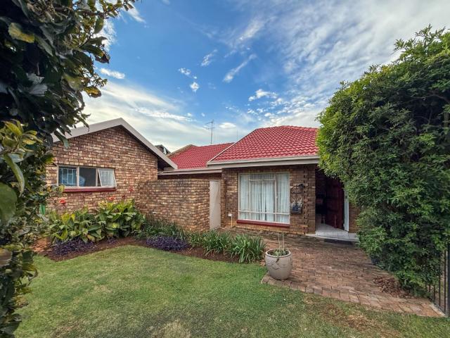 House for rent in Waterkloof, Gauteng