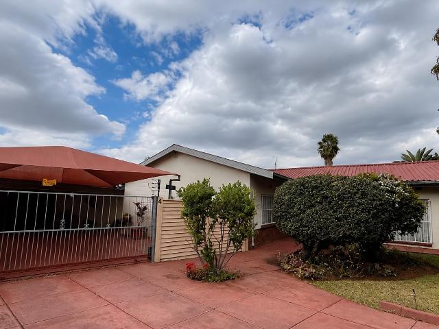 House for sale in Tlhabane, North West