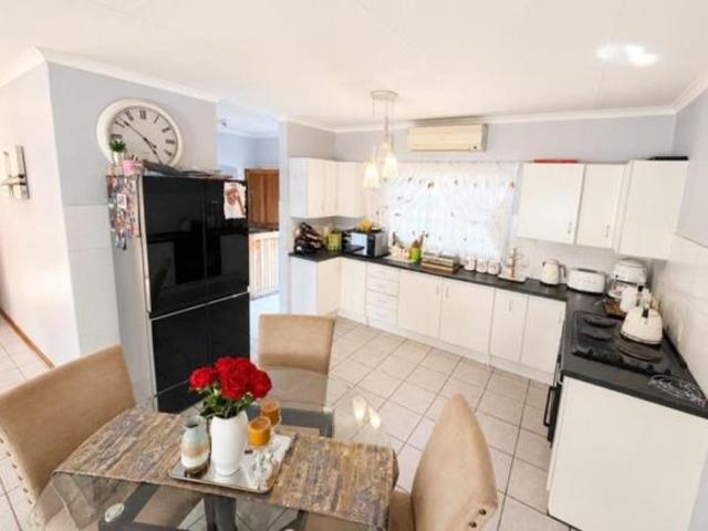 House for sale in Rustenburg Local Municipality, Bojanala Platinum District Municipality