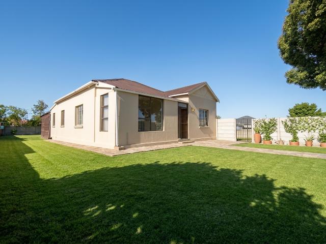 House for sale in Groot Brak Rivier, Western Cape