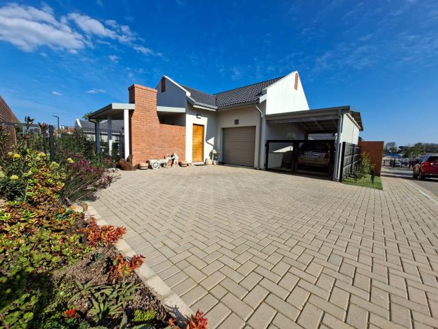 House for sale in Groot Brak Rivier, Western Cape